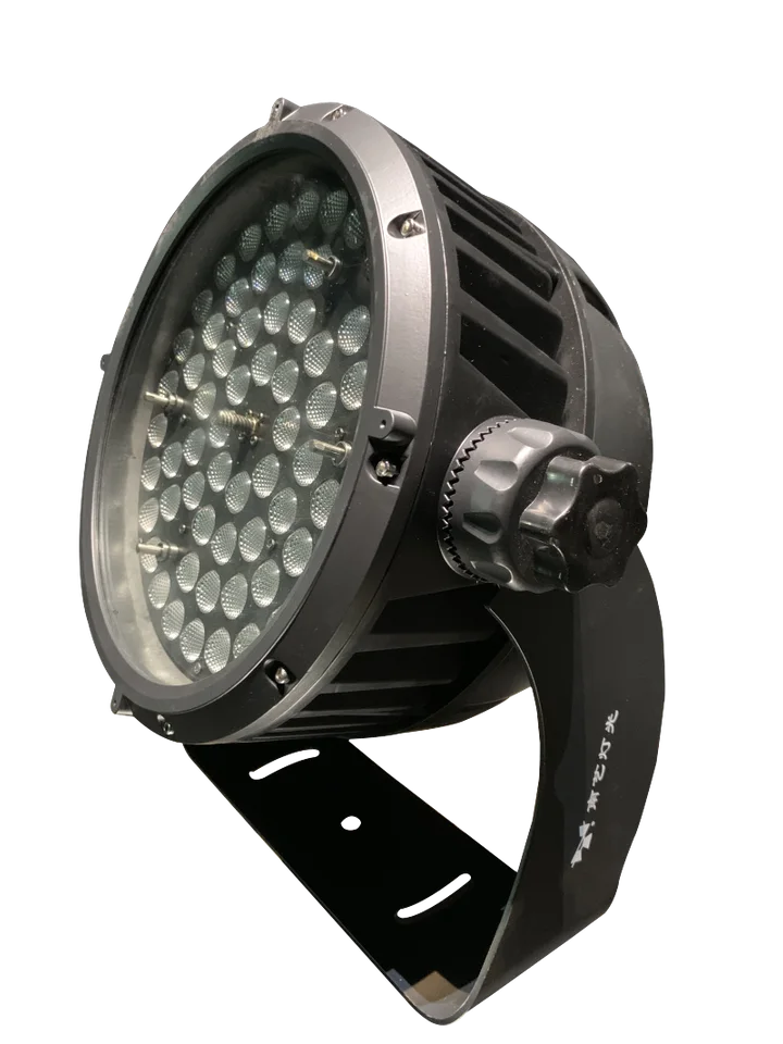 电动变焦LED PAR灯 · CL-LED 643-IP